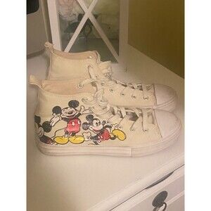 Walt Disney Mickey Mouse Tennis Canvas Shoes Sneakers Size 7